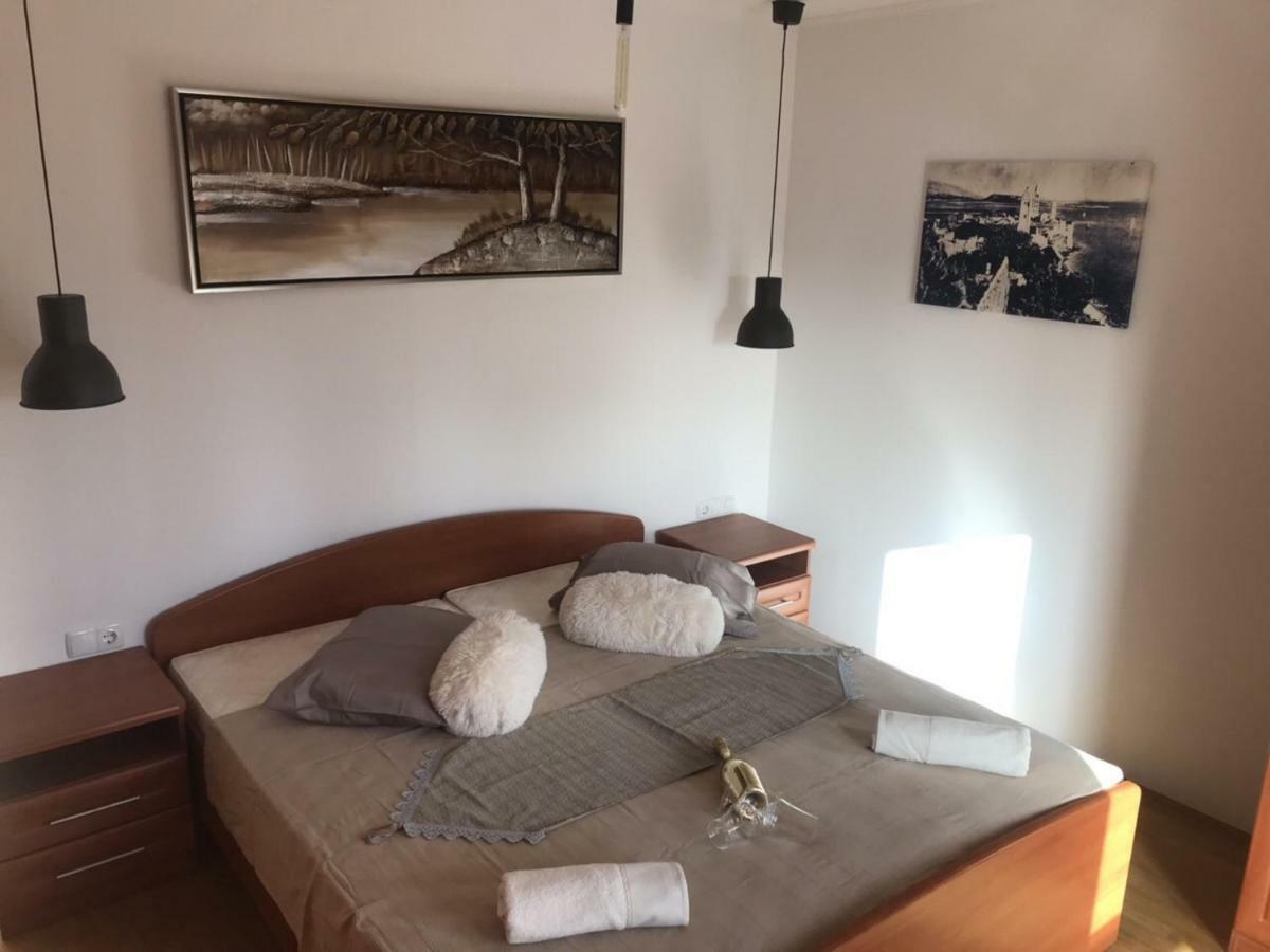 Apartment Beg Rab Town Eksteriør billede